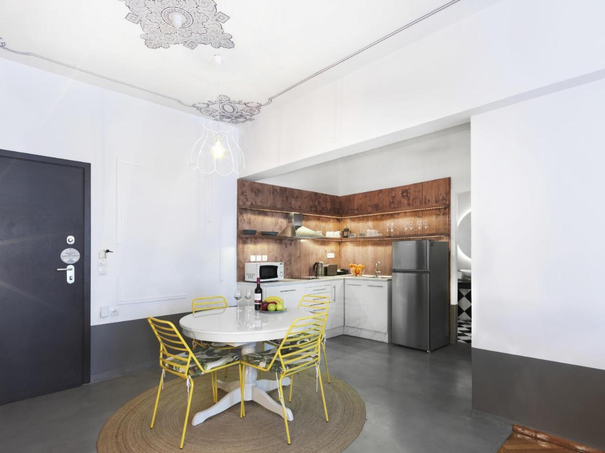 Athenian Apartment In The Center With Jacuzzi מראה חיצוני תמונה
